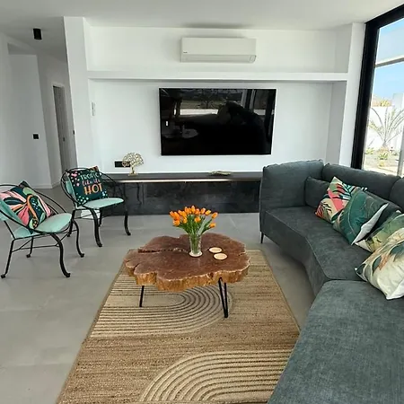 Stylish And Comfortable Anna In Villaverde Lajares