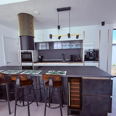 Vila Stylish And Comfortable Anna In Villaverde Lajares