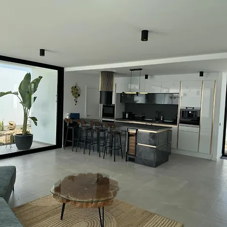 Vila Stylish And Comfortable Anna In Villaverde Lajares