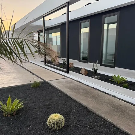 Вилла Stylish And Comfortable Anna In Villaverde *